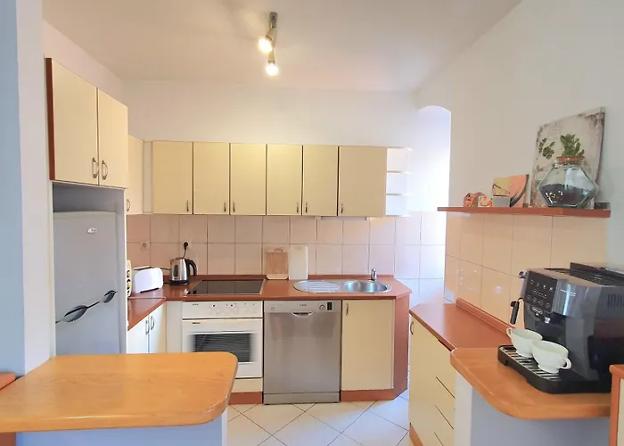 아파트먼트 씨 에버래스팅 스플리트